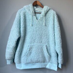 Le Vie en Rose Plush Hoodie size XL